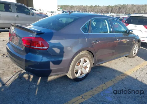 2012 Volkswagen Passat 2.5L Se from USA, damaged, VIN 1VWBP7A33CC043284